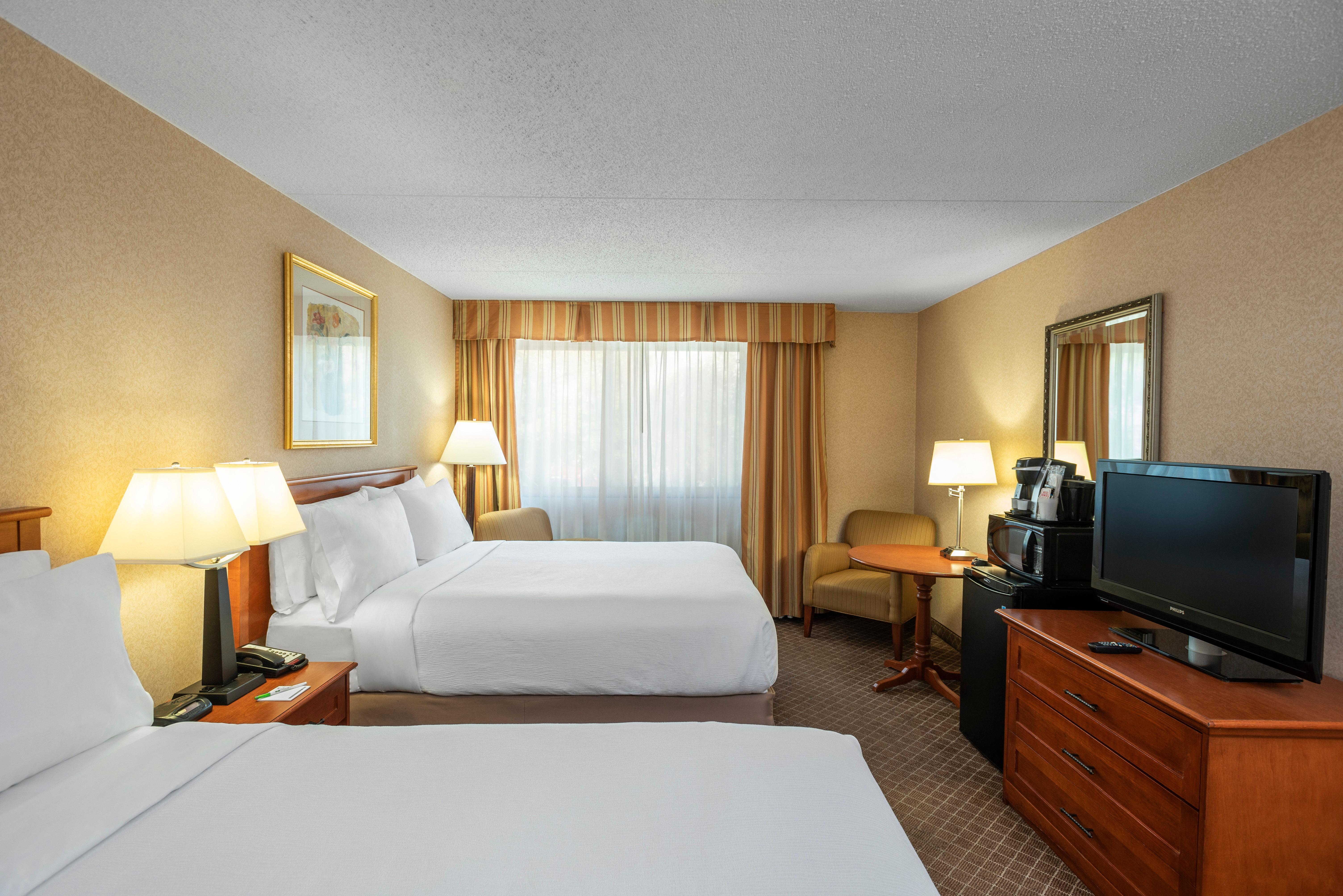 Holiday Inn Laval Montreal, An Ihg Hotel Ngoại thất bức ảnh